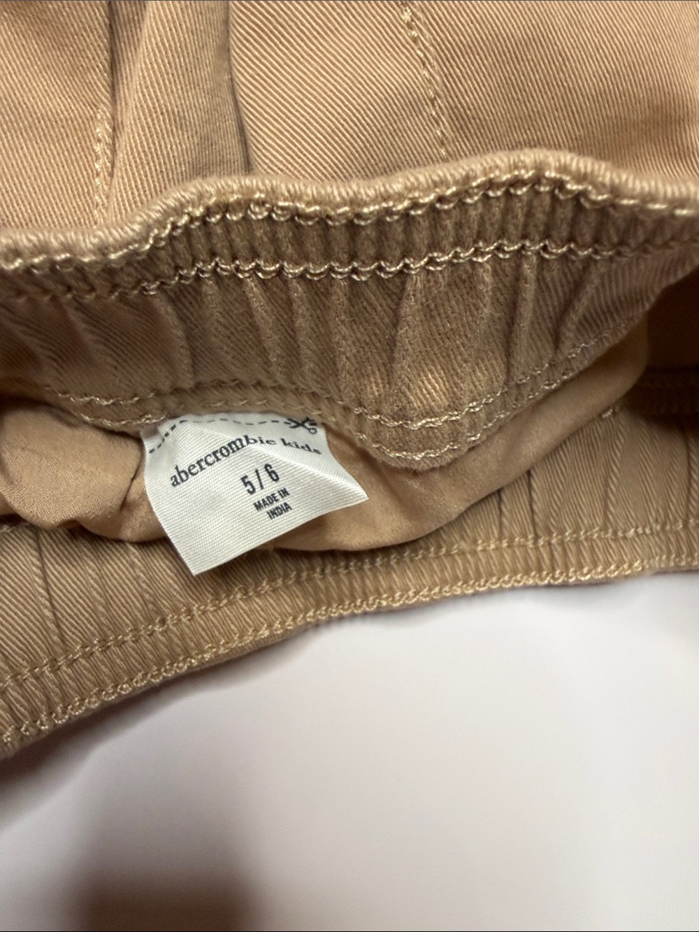 Abercrombie Kids Pleated Khaki  Skirt - Picture 4 of 5